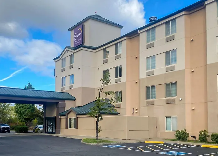 Sleep Inn & Suites Roseburg North Near Medical Center